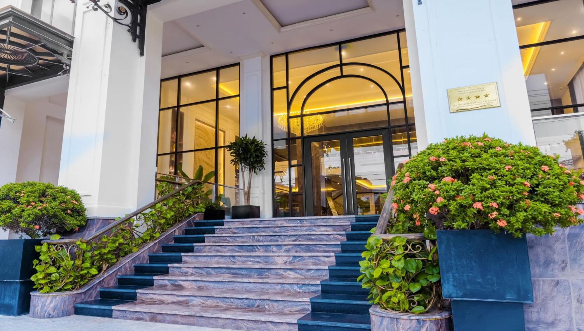 Vipol Mui Ne Hotel & Spa Exterior photo